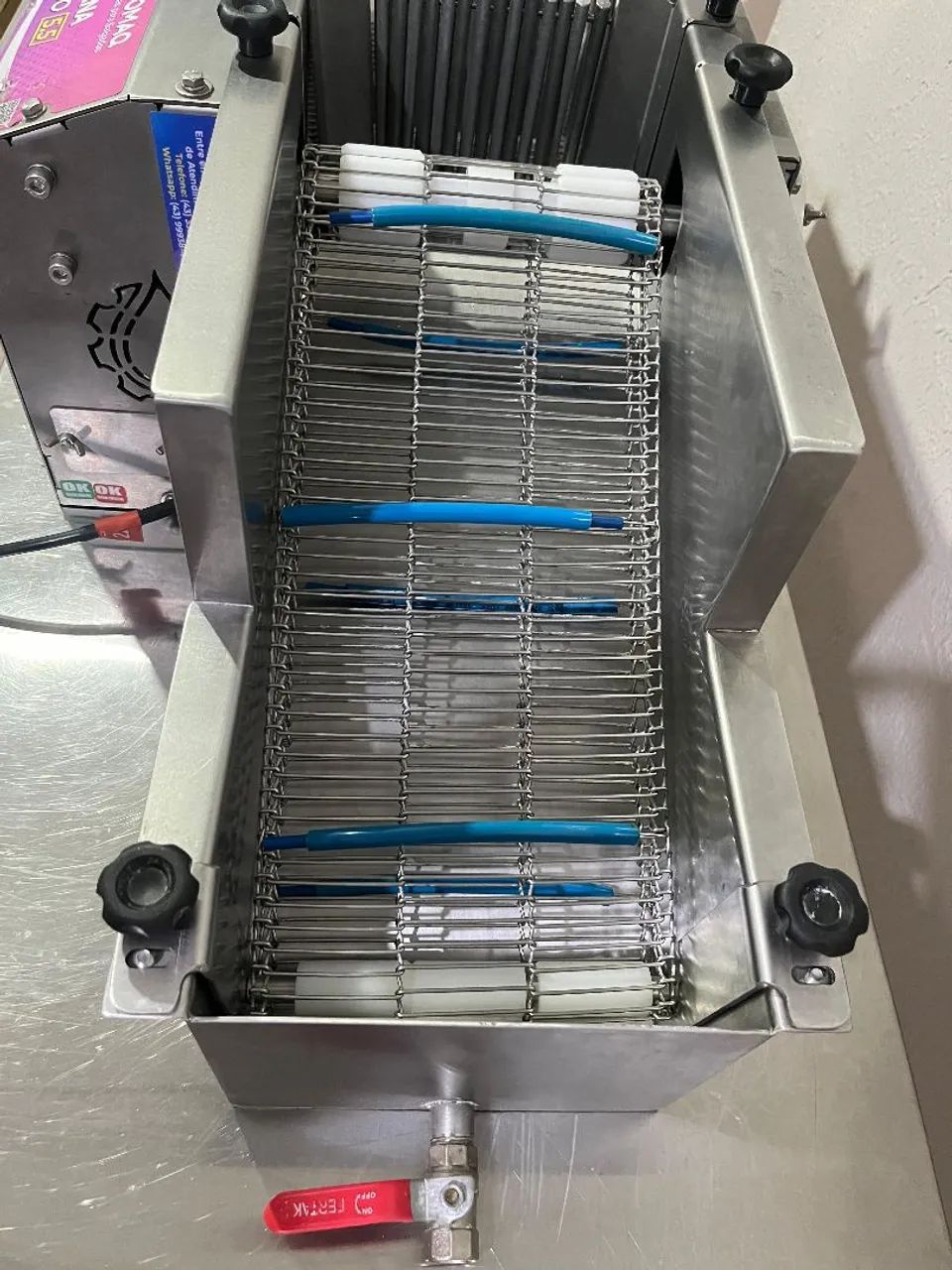 Empanadeira Automática Profissional em Aço Inox - Semi Nova | Alta Produção - Foto 5