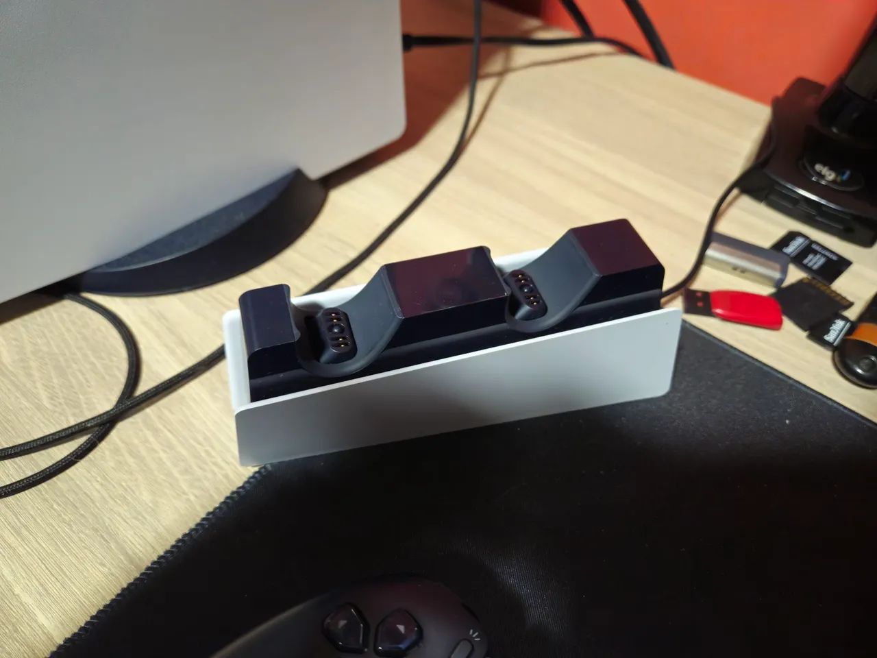 PlayStation 5 + 2 controles originais + Headset Pulse 3D + Base de carregamento + SSD 1TB - Foto 4
