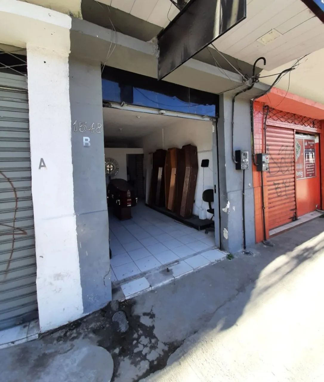 Vendo duas lojas na Avenida Caxangá! - Foto 2