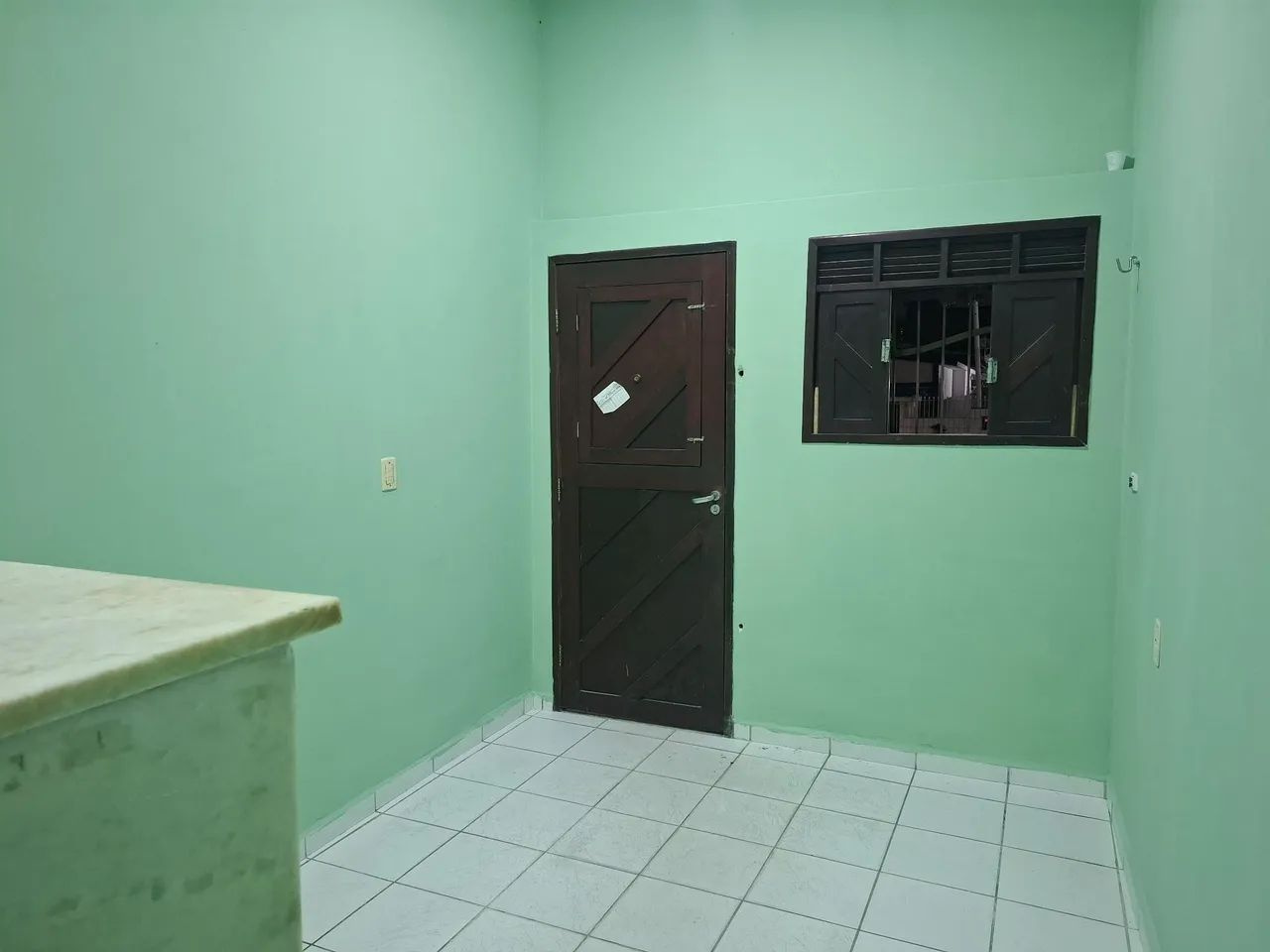 Aluga-se casa nas Quintas - Foto 2