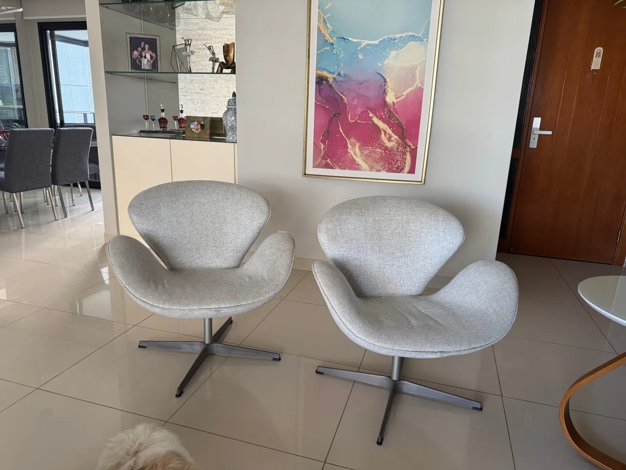Poltronas Swan Design Moderno e Elegante