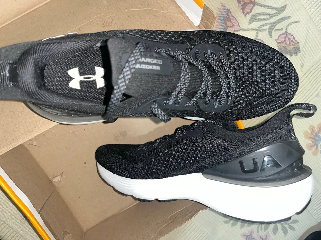 Tênis Under Armour Charged Quicker - Foto 4