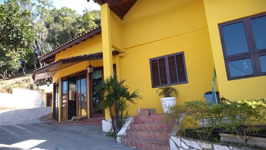 Casa com piscina para Locação