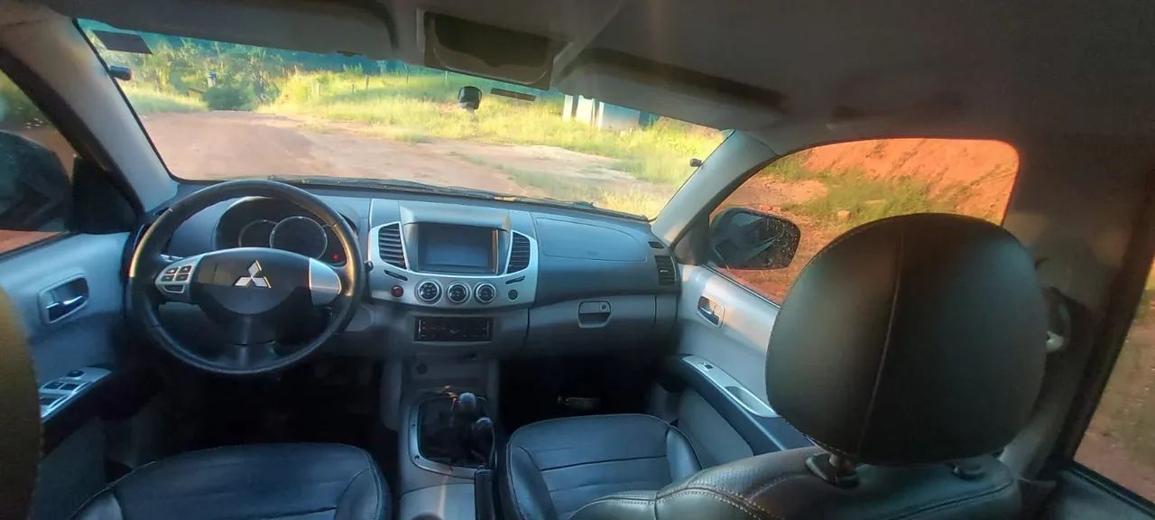 Mitsubish L200 Triton 4x4 diesel, manual. - Foto 5