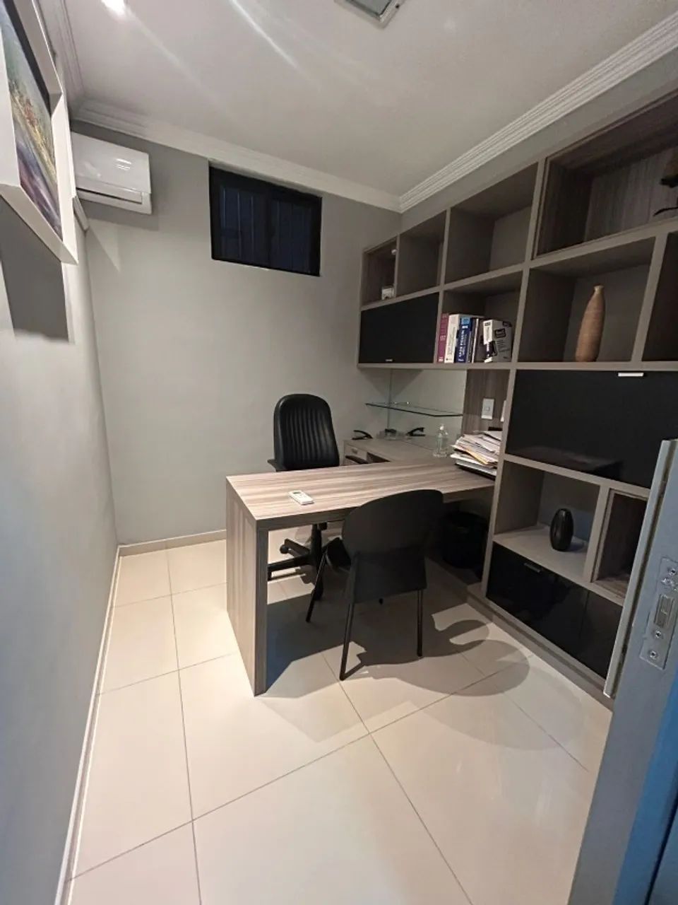 SALA PROJETADA NO CORAÇÃO DO BAIRRO DE FÁTIMA