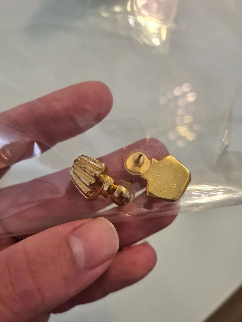Brinco dourado frasco de perfume - Novo - Foto 2