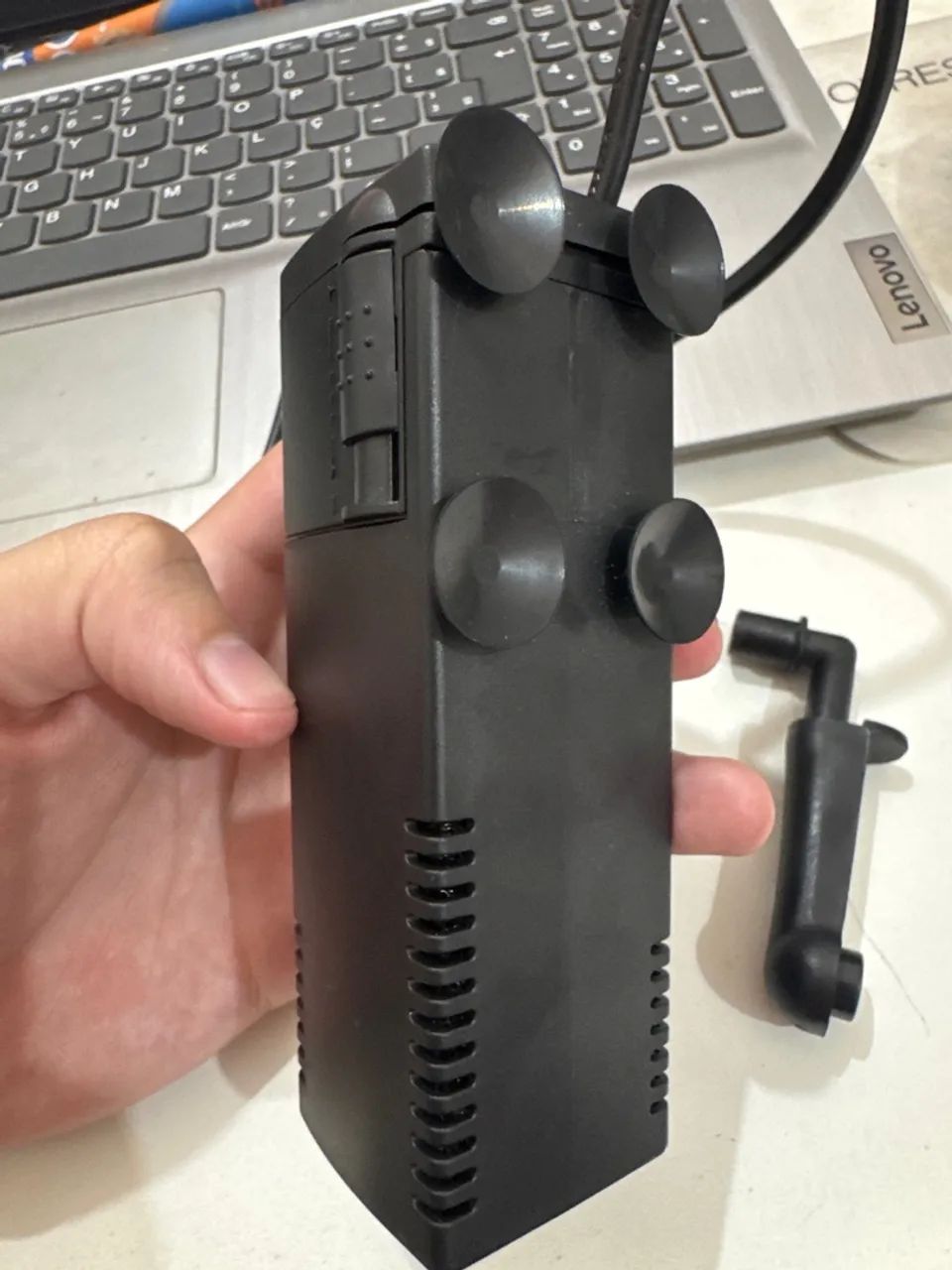 Bomba submersa com filtro para aquários  - Foto 3