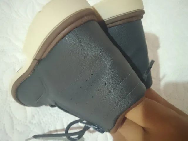 Cuturno infantil usado uma vez n 24  - Foto 2