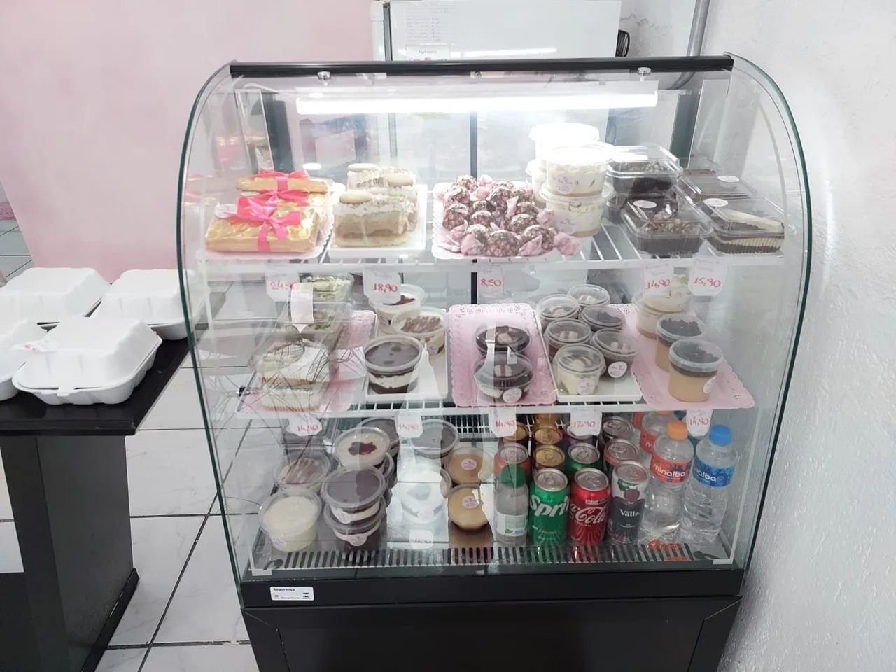 Vitrine Refrigerada para Comércio (para retirar)