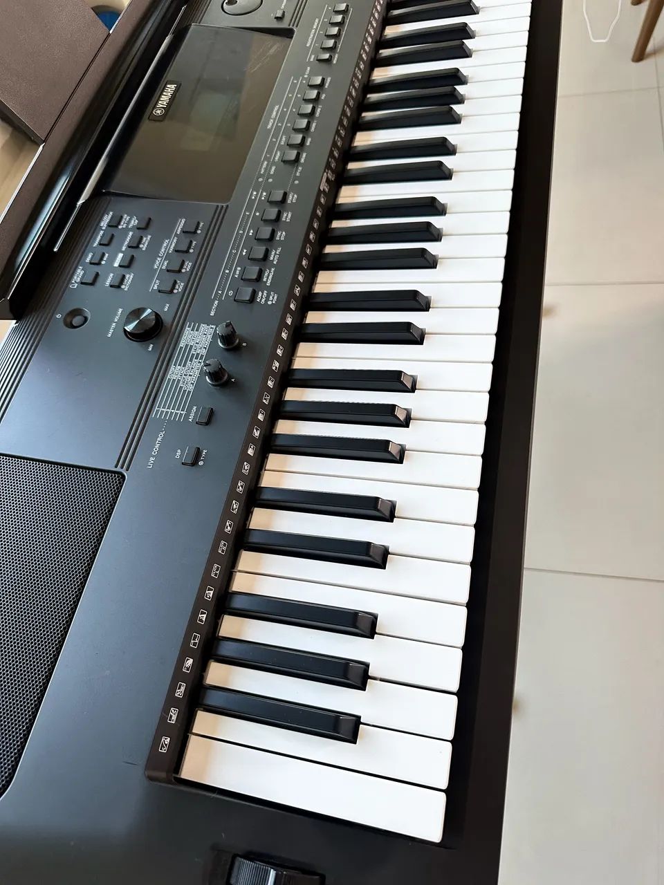 Teclado Yamaha PSR-EW400 - 76 teclas - Completo - Foto 2