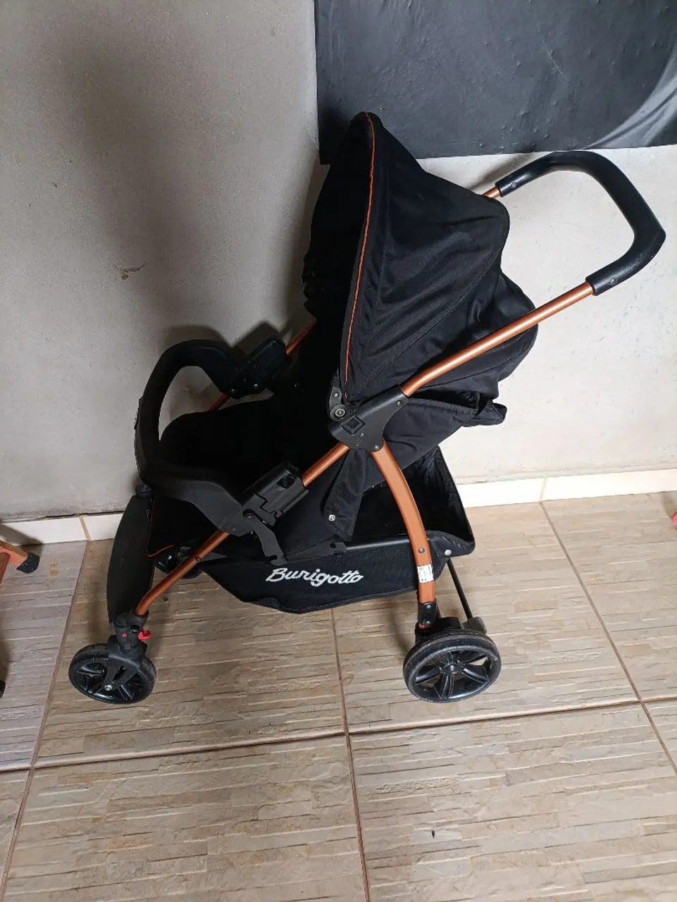 Carrinho Burigotto + bebe conforto Burigotto