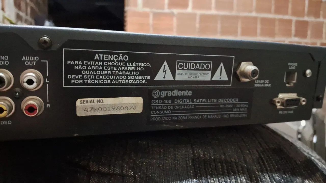decodificador de satélite digital da marca gradiente, modelo dsd-100. a gradiente - Foto 3