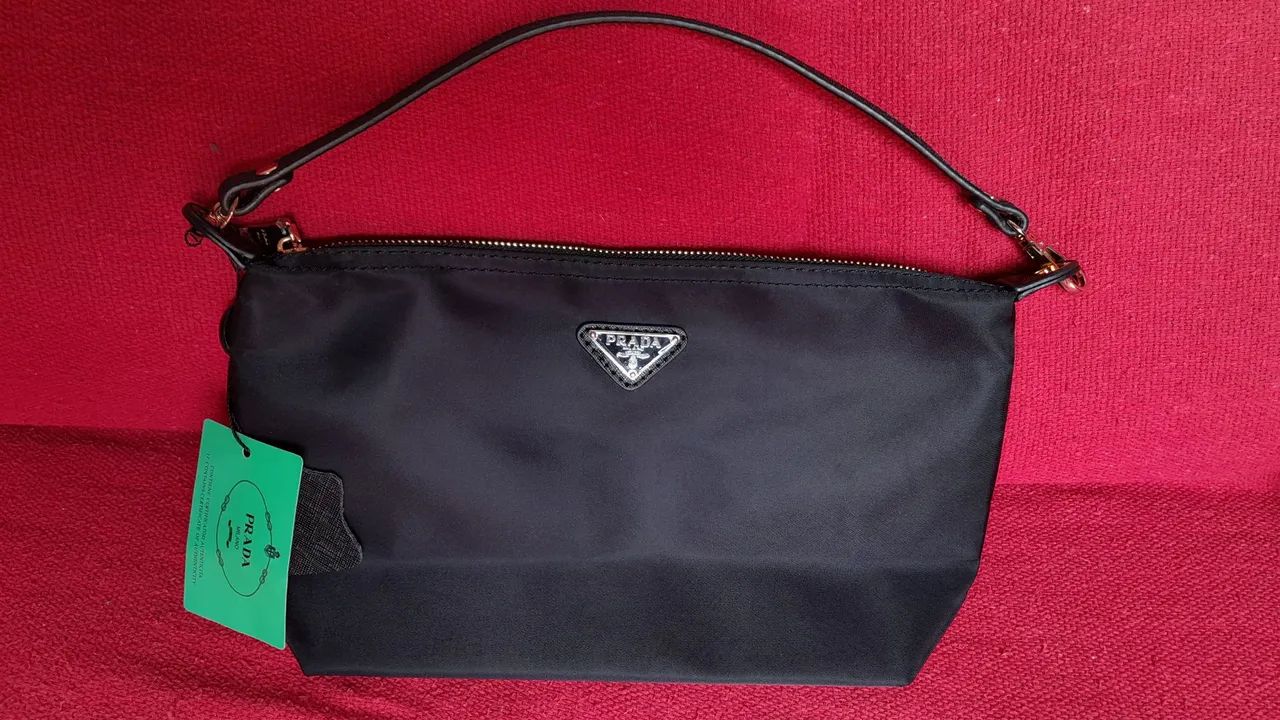 Bolsa Prada Original - Elegância e Sofisticação - Foto 2