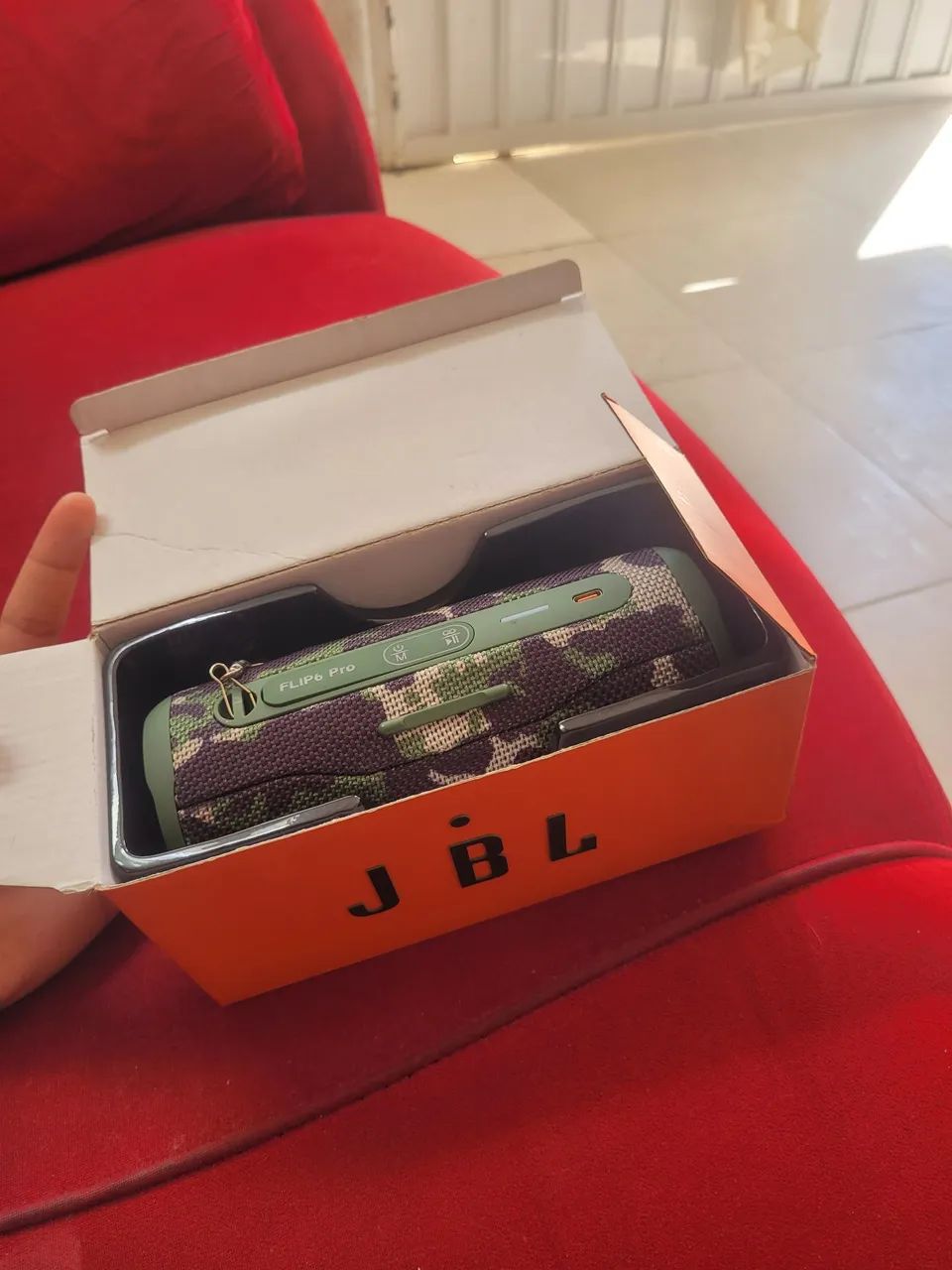 JBL Flip 6 Pro - Caixas de Som Portátil - Novo