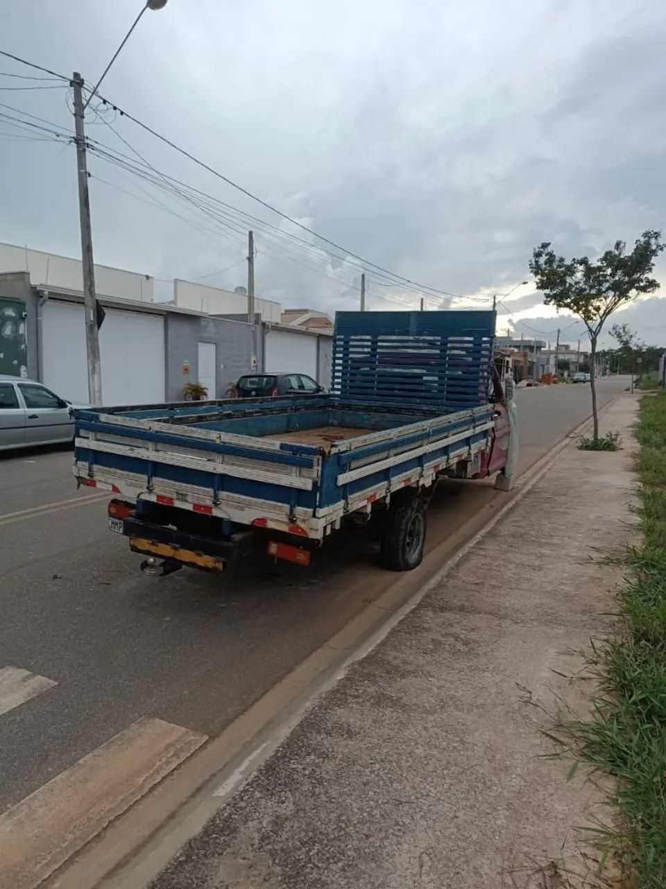 Carroceria F1000 alongada