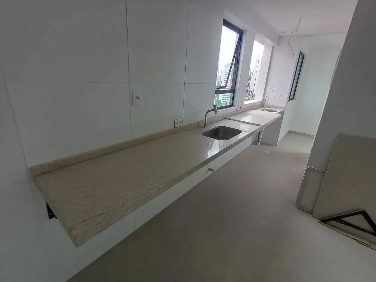 Imóvel para venda tem 84 metros quadrados com 3 quartos em Casa Forte - Recife - PE