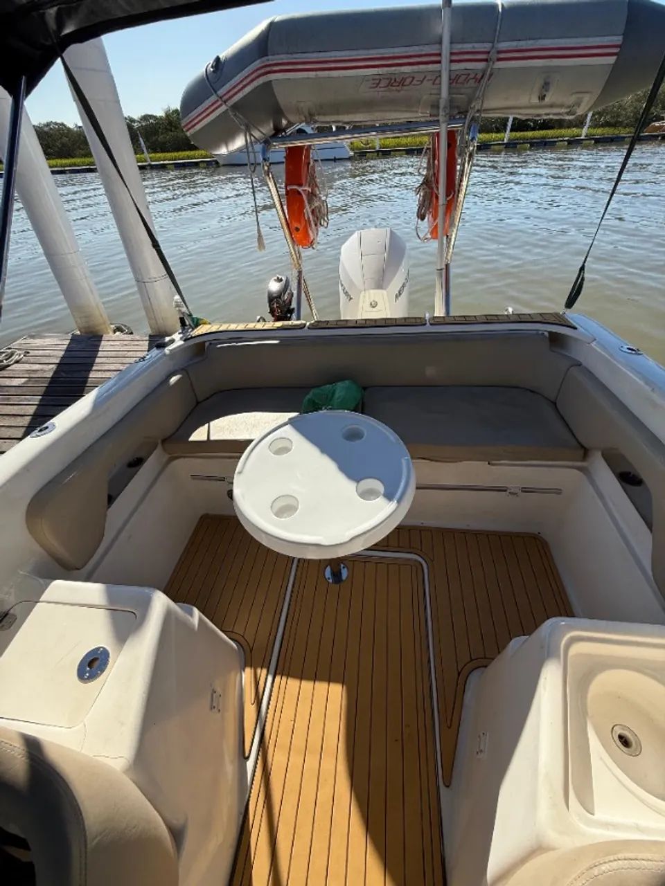 Lancha Phantom 240 24 pes. Motor novo, impecavel - Foto 7