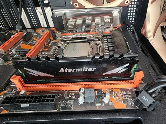 Kit Placa Mãe X99 com Xeon E5 2650L V3 e 16gb RAM ECC DDR4