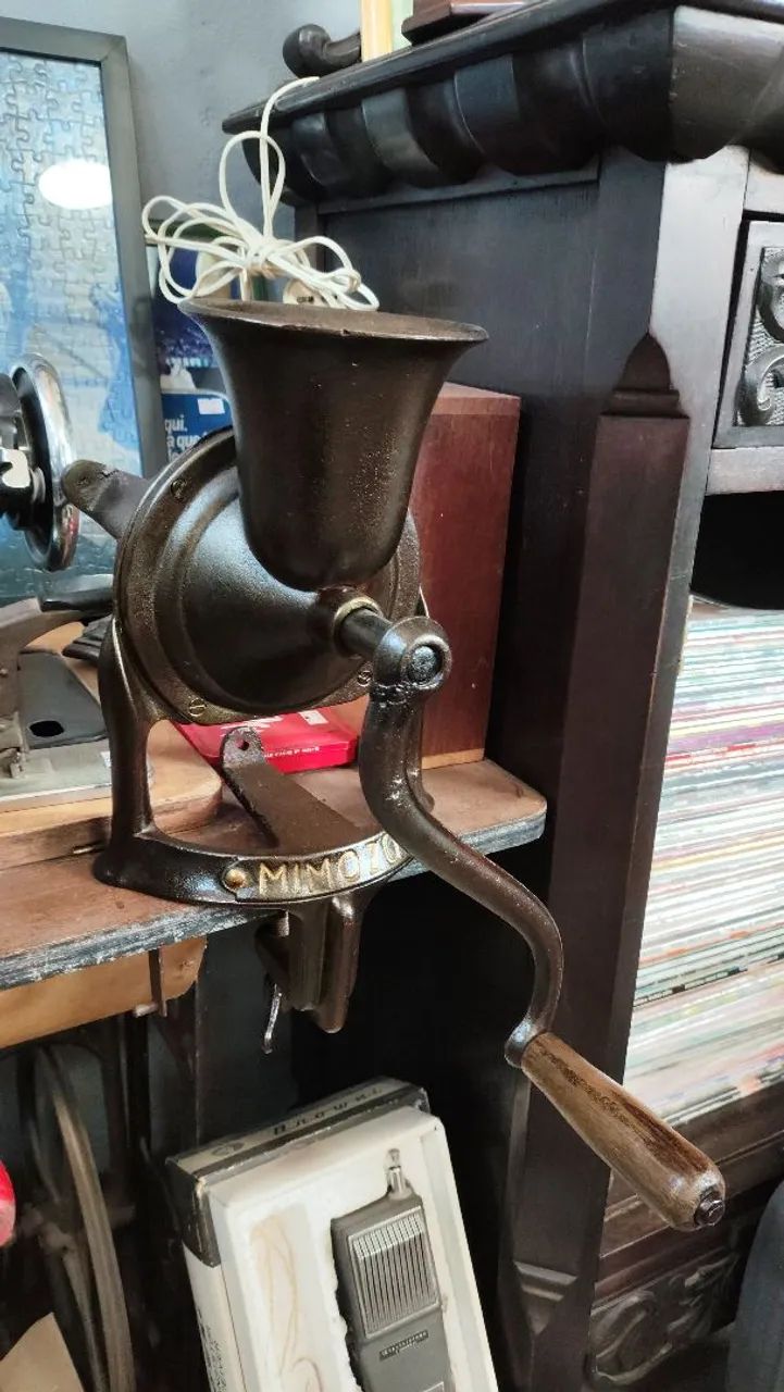 Moedor de café antigo Restaurado 64551292996867120
