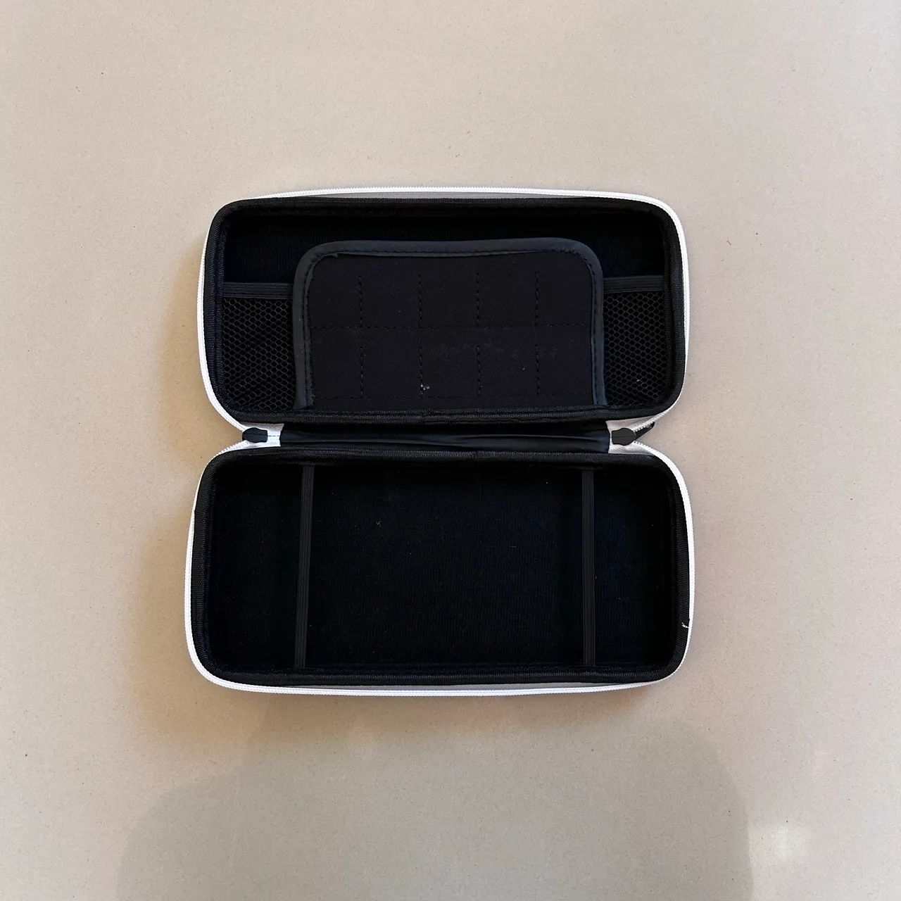 Case Nintendo Switch Oled - Foto 2