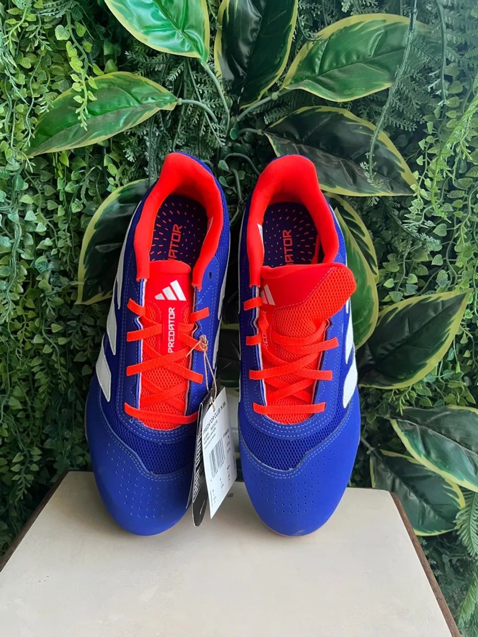 Chuteira Futsal Adidas Predator 24 Club tam:41 - Foto 4
