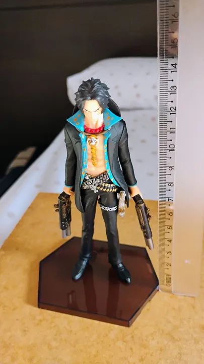 Bonecos One Piece Bandai Original - Foto 5