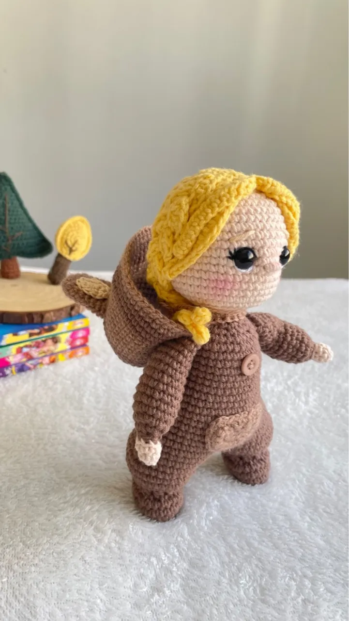 Boneca amigurumi Polly