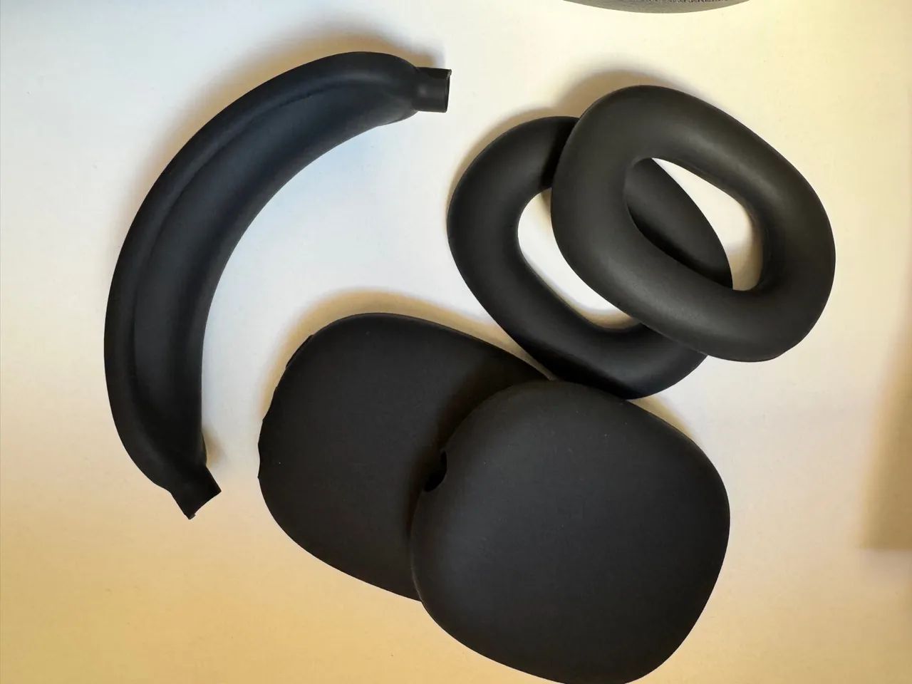 AirPods Max na garantia Apple até 17/10/25 - Foto 3