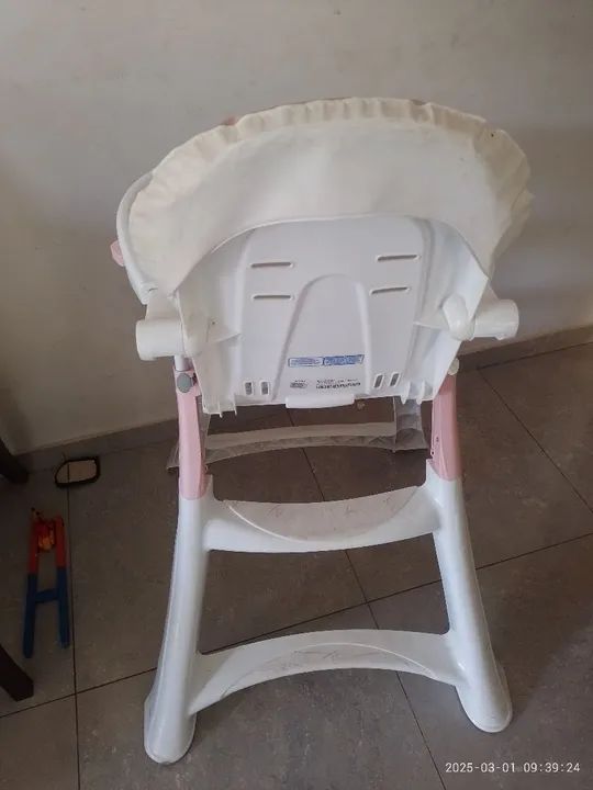 Cadeira de alimentação infantil  - Foto 5
