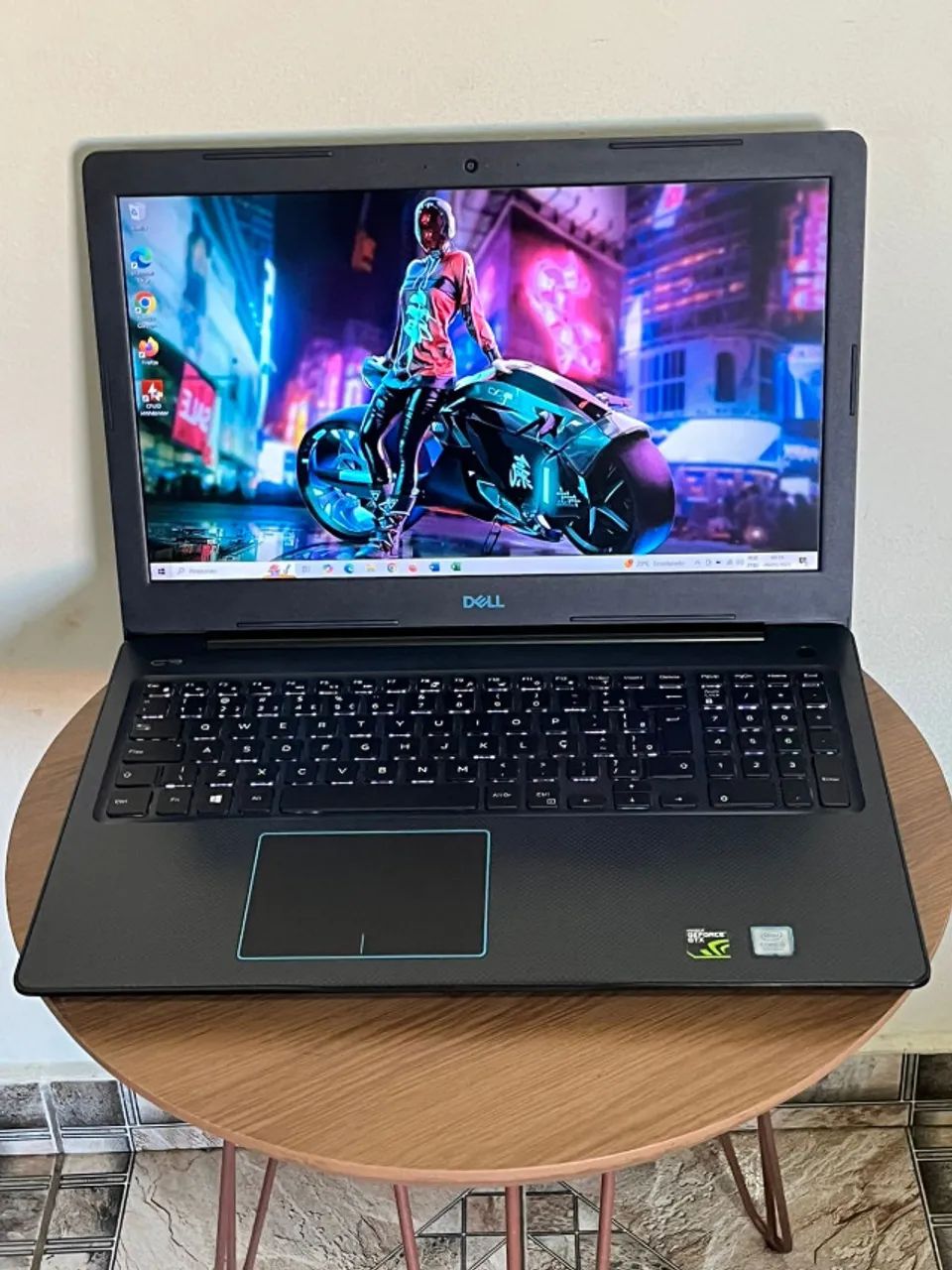 Notebook Dell G3 Gamer - Core i5 8 geração - Memoria de 16gb - SSD + HD - GTX-1050 4gb