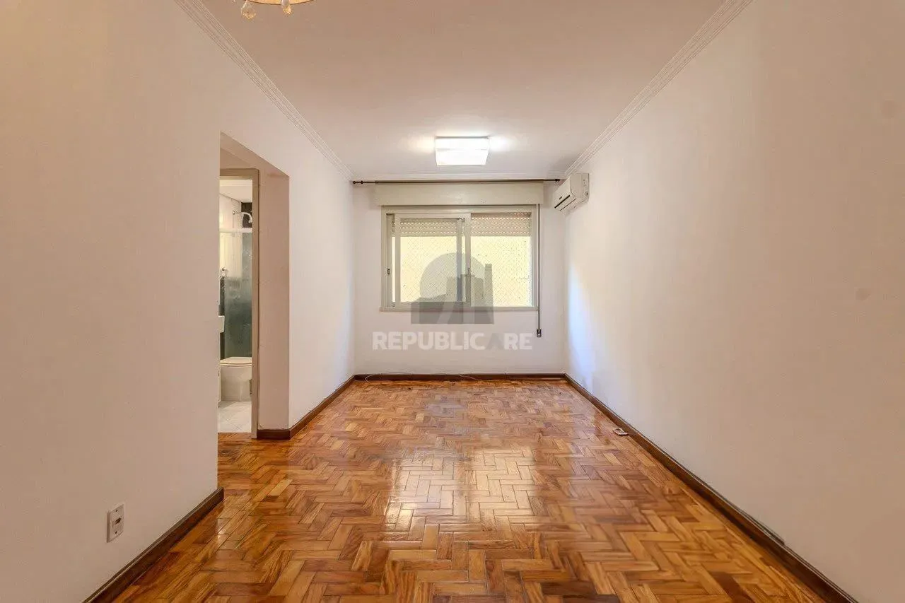 Apartamento para locação na Cidade Baixa, 69 m² com 2 dormitórios/quartos disponíveis.