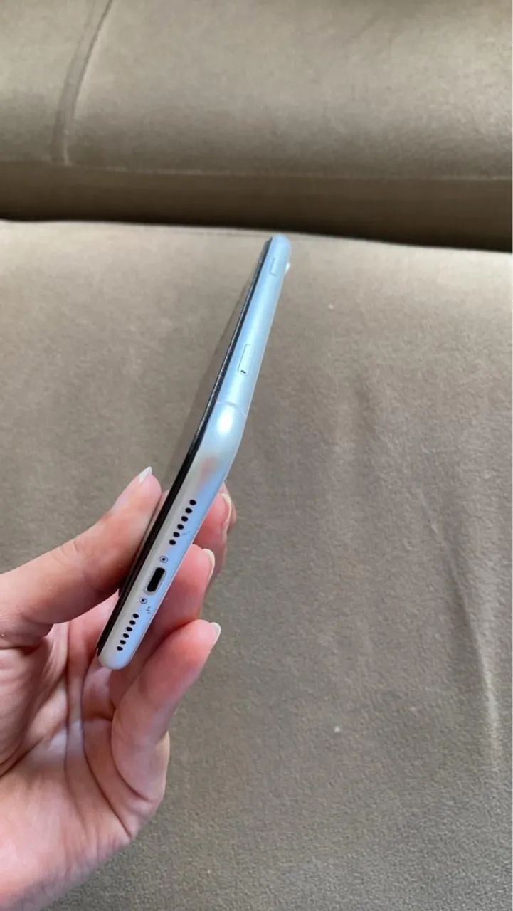 iPhone XR branco 128GB  - Foto 4