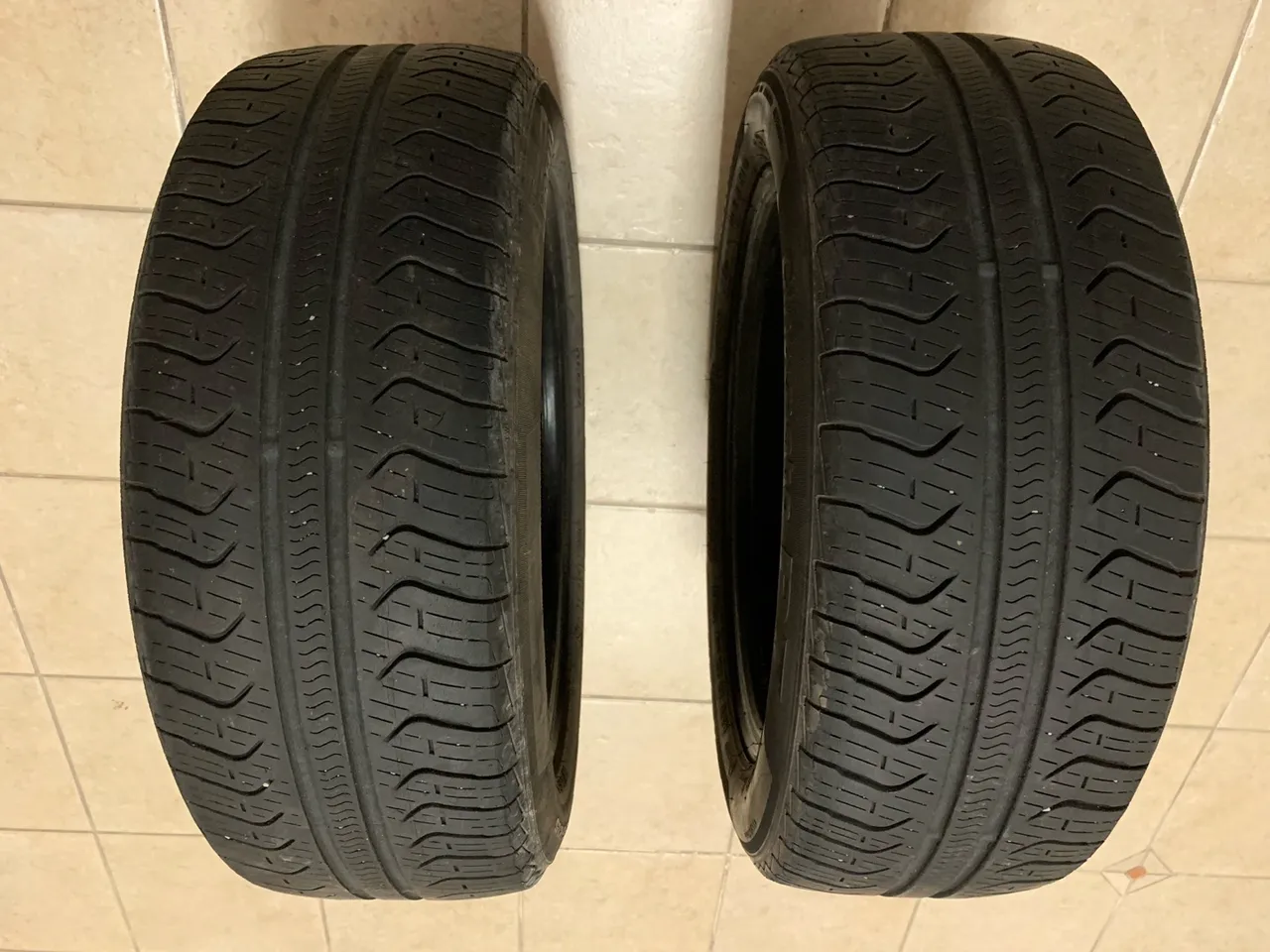 Par de Pneus originais do Fiat 500 1a geração