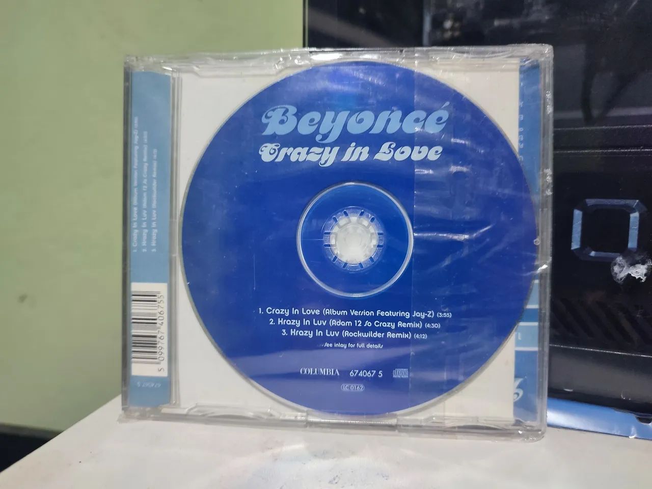 Beyoncé - Crazy In Love CD Single (Azul) + Poster [Importado] - Foto 2