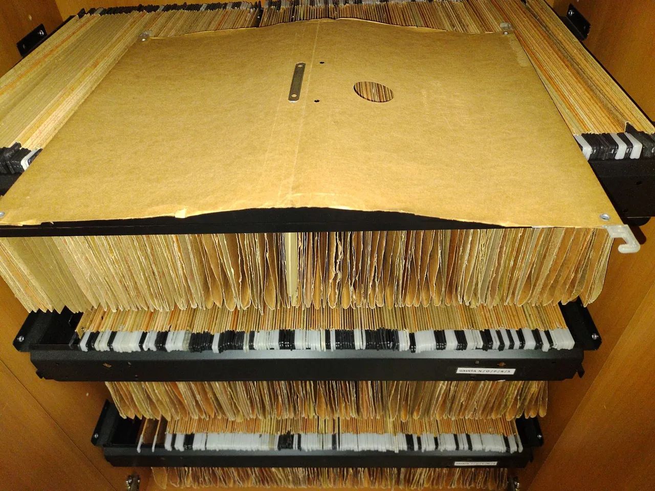 Lote pastas suspensas, tipo Kraft, usadas, perfeito estado. - Foto 5