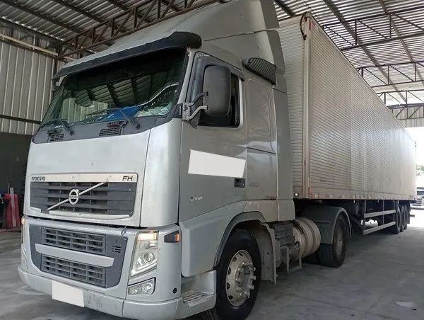 Volvo FH 420 4x2 ano 2014 automático