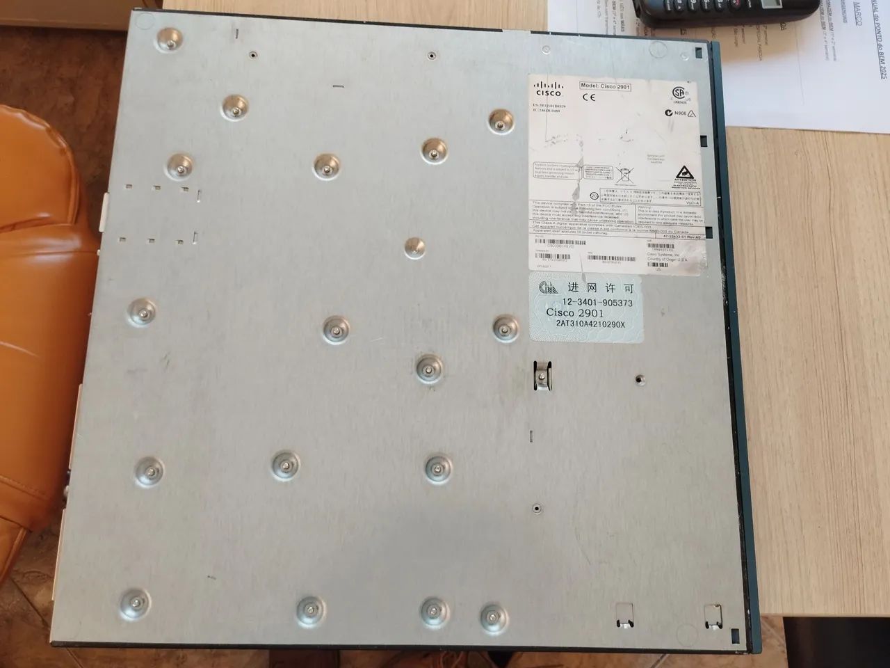 Roteador Cisco 2901 - Usado - excelente estado  - Foto 3