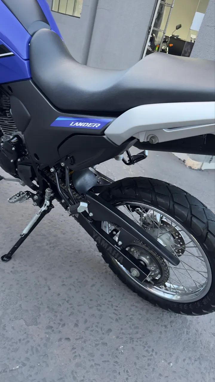 Lander 250 2023/2024  - Foto 4