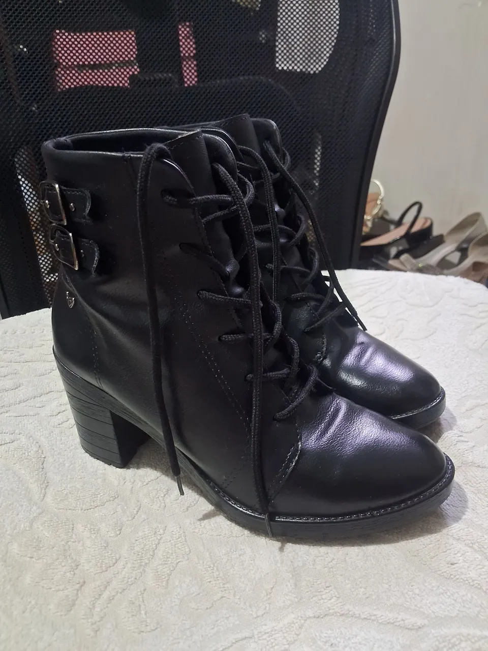 Bota de couro