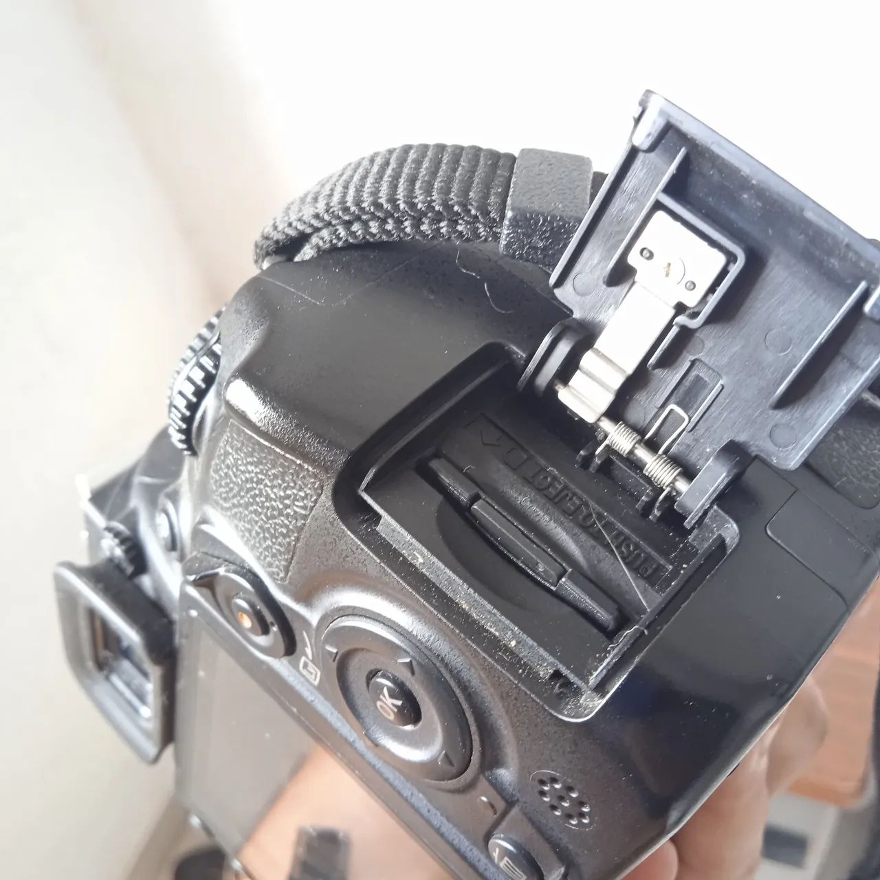 Câmera Nikon D3100 com Lente 18-55mm - Foto 6