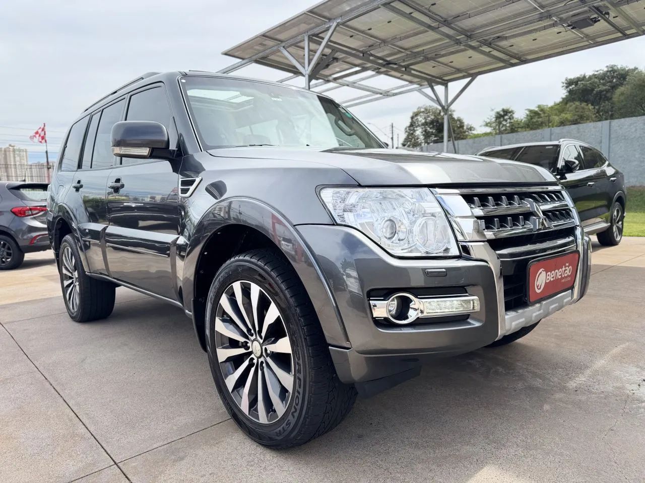 Pajero HPE Full 3.2 4x4 T.I.Dies. 5p Aut - Foto 4