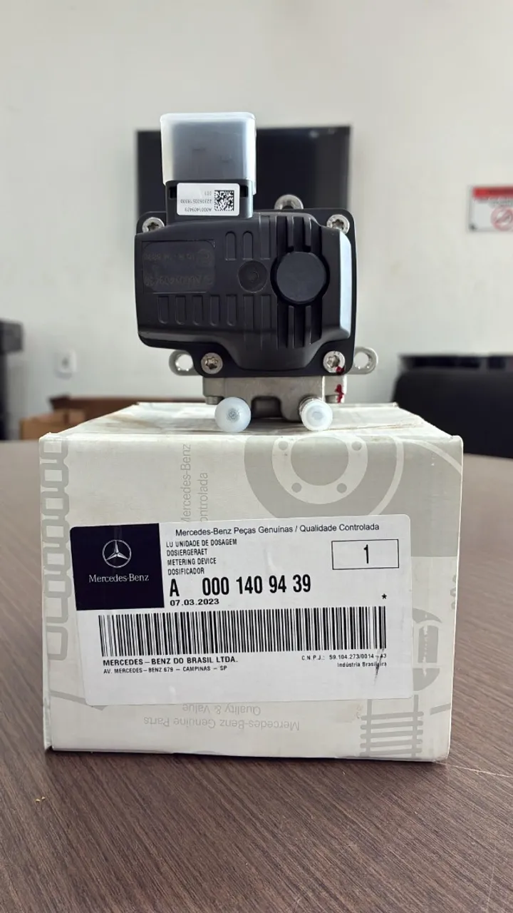 Unidade Injetora de Arla do Escapamento Mercedes-Benz - Cód. A0001409439 Original Actros