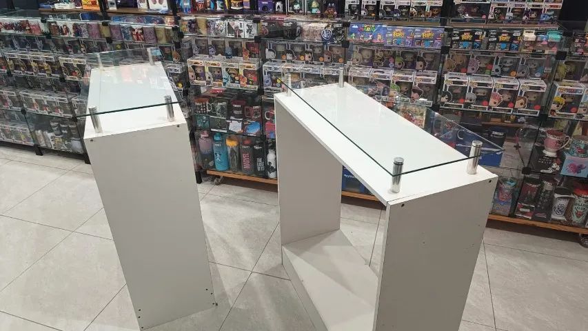 Balcão Central Loja Expositor Arara Cabideiro Vidro Boutique - Foto 5