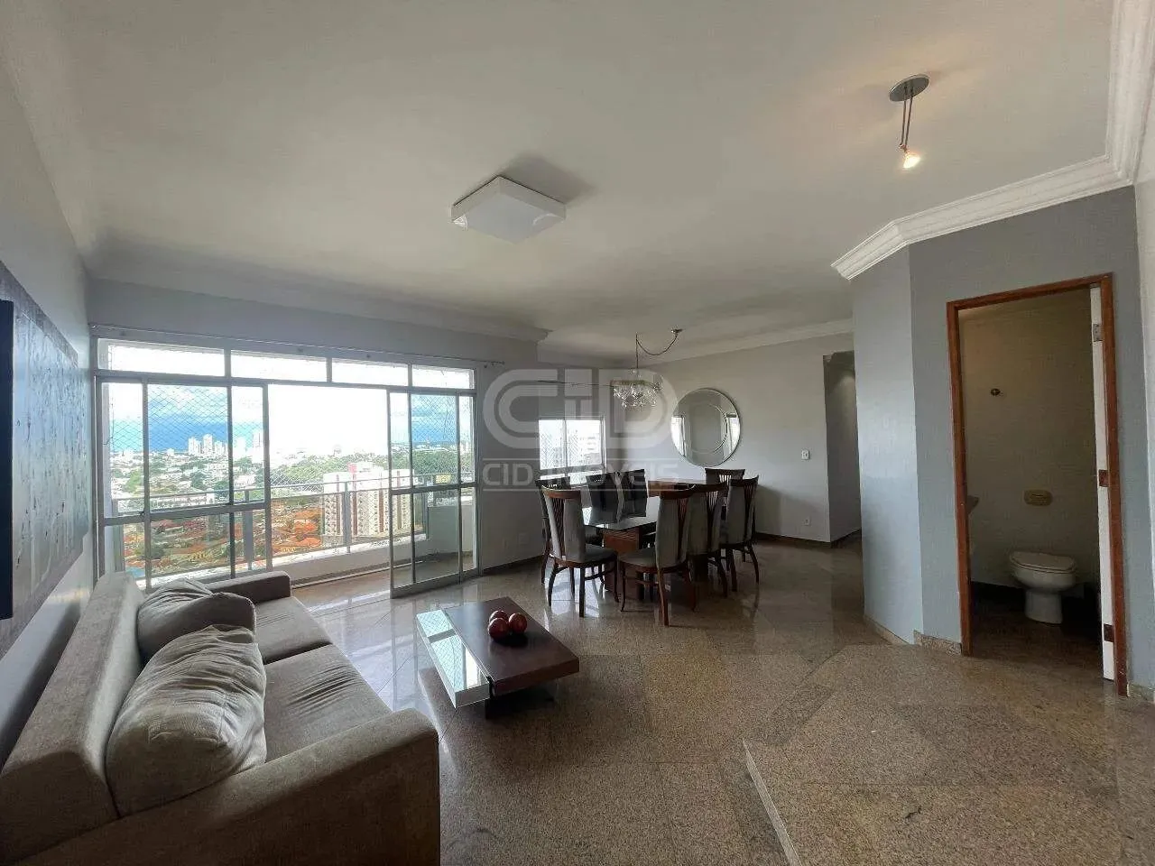 Apartamento com 4 quartos no Edifício Imperial