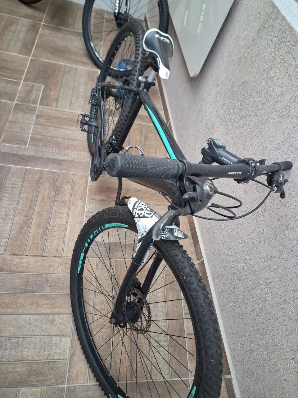Bicicleta Aro 29 - Perfeita para Trilhas e Passeios - Foto 3