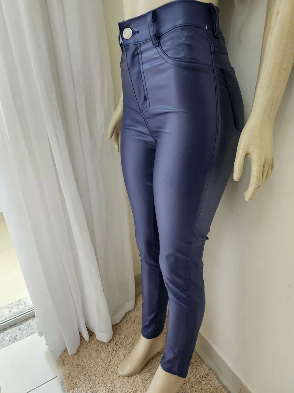 Calça couro fake Sawary  - Foto 3