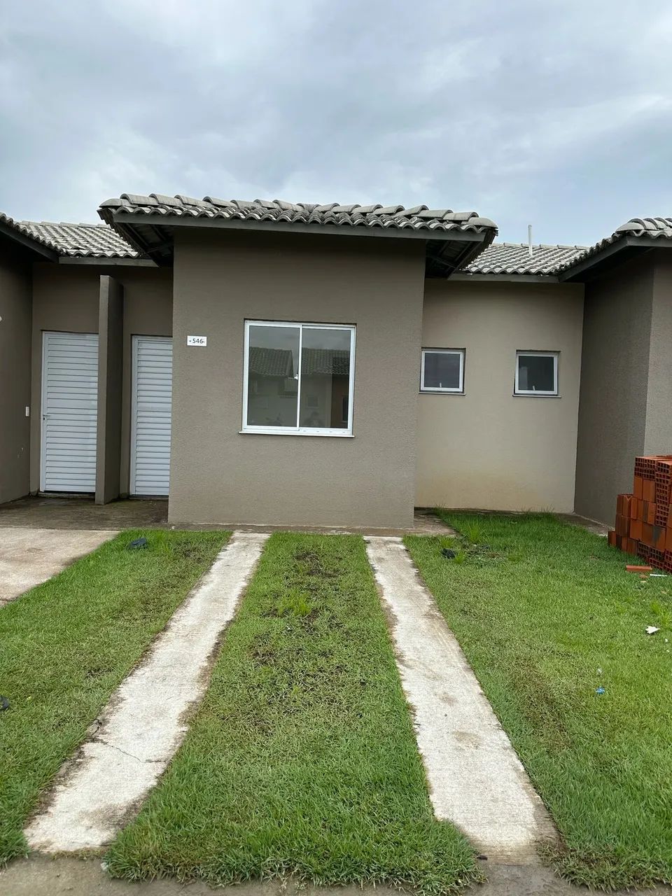 Casa Em Condominio Para Repasse, Jereissati 3, Condominio Moradas Parque . visite