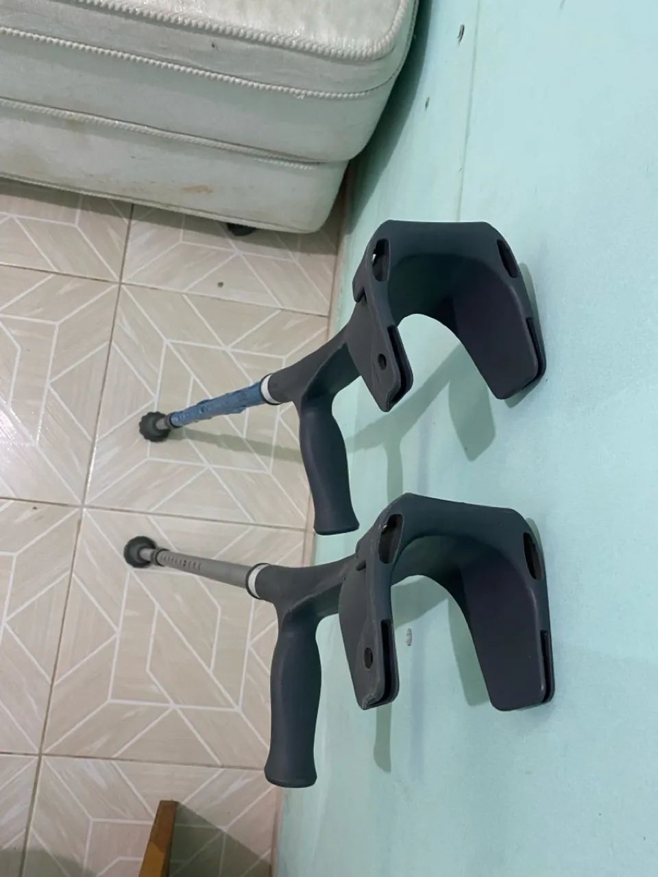 Muletas para auxiliar na locomoção - Foto 2