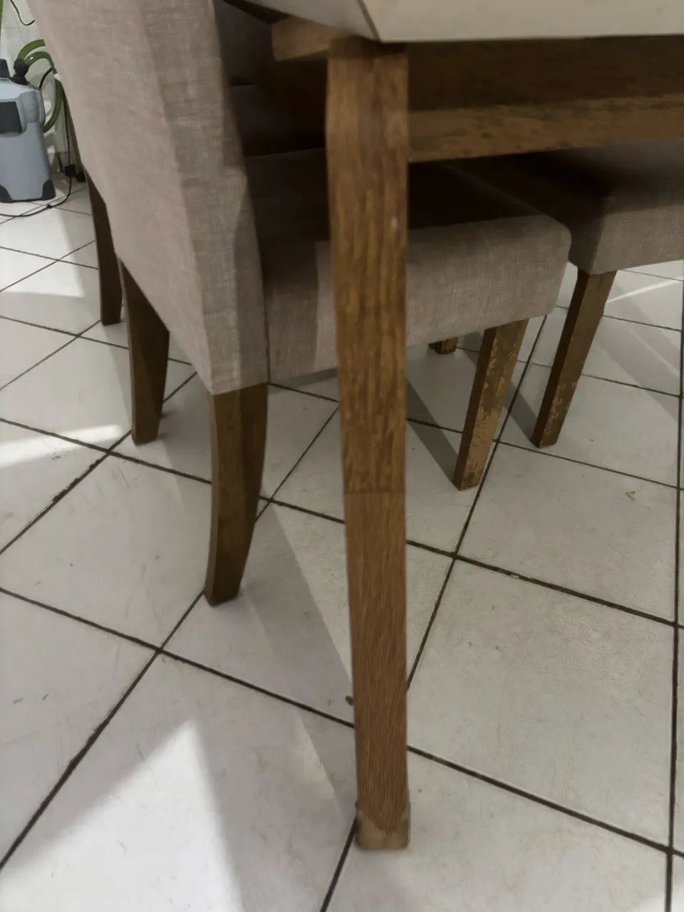 Mesa com 6 cadeiras 64960485397122124