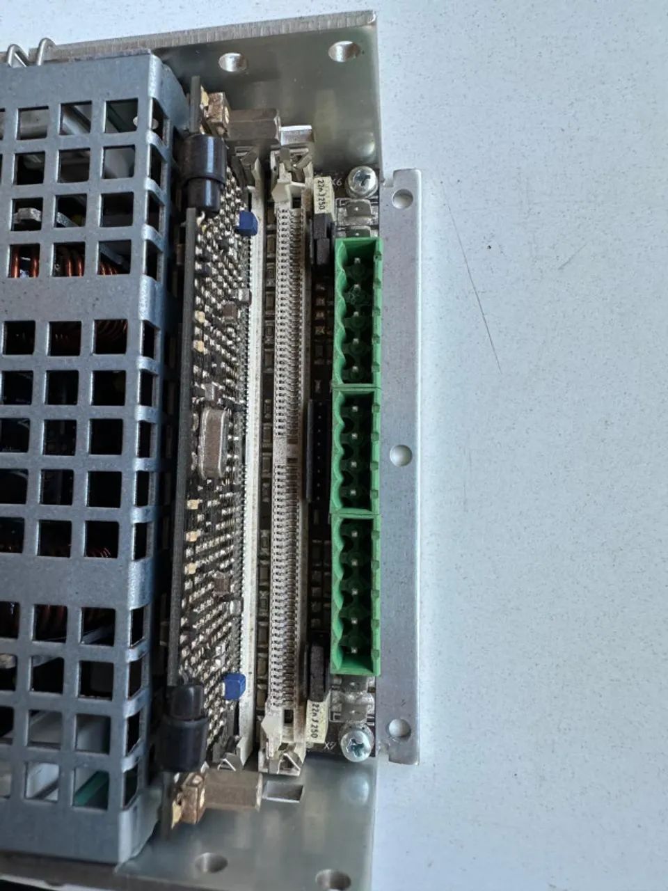 Digimod Powersoft  2000HV  115/230 V ~ / 50-60 HZ     R$ 1620,00 - Foto 2